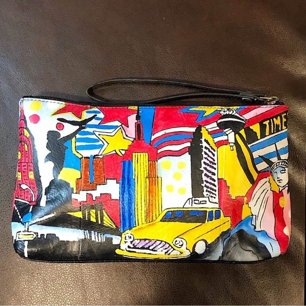 SHARIF 1827 ARTISTIC EXPRESSIONS NYC Statue Of Liberty Taxi Hand-painted Clutch